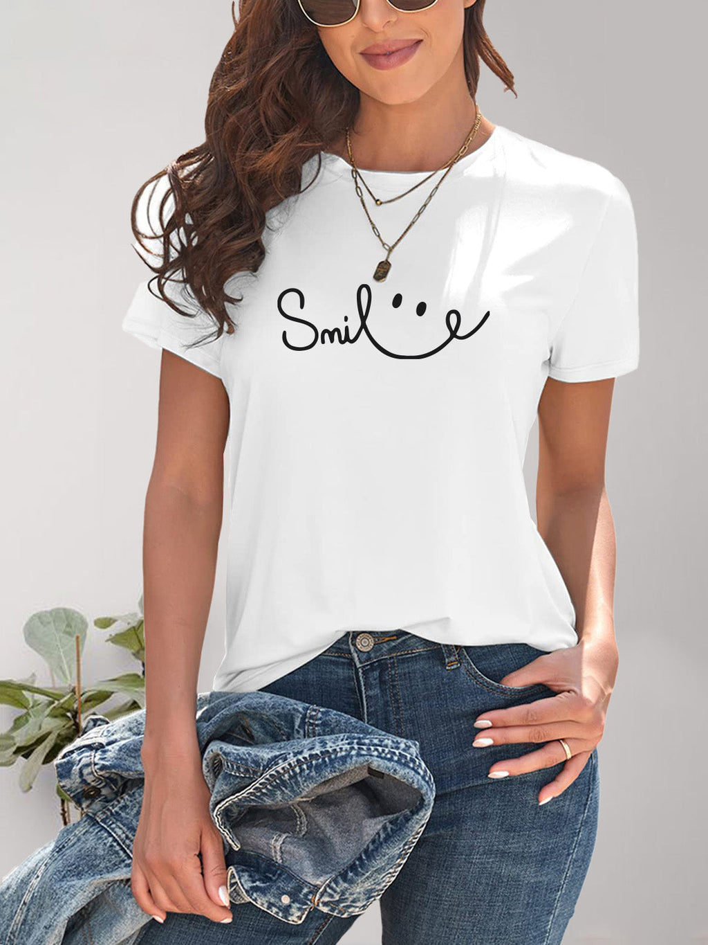 Valenzora | Smile Crew Neck Kurzarm-T-Shirt