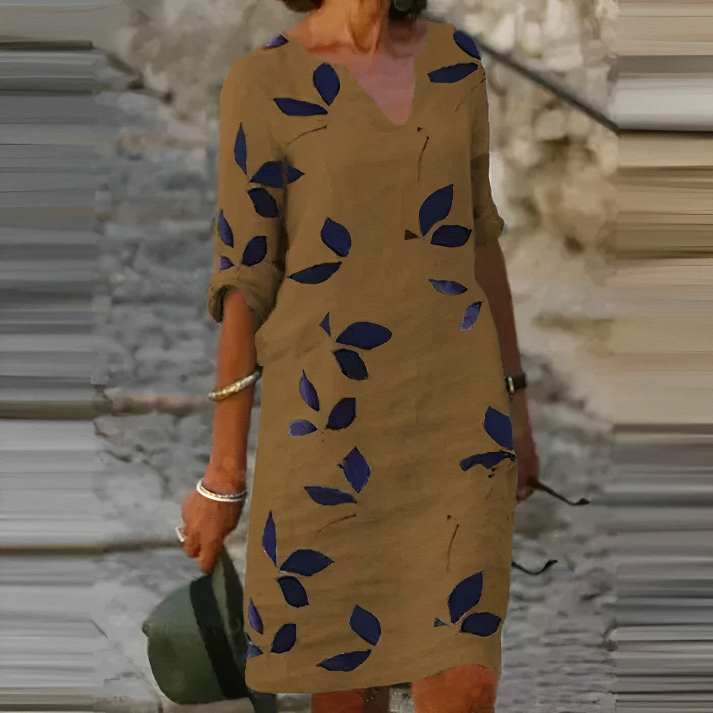 Valenzora | Summer dress with leaf print