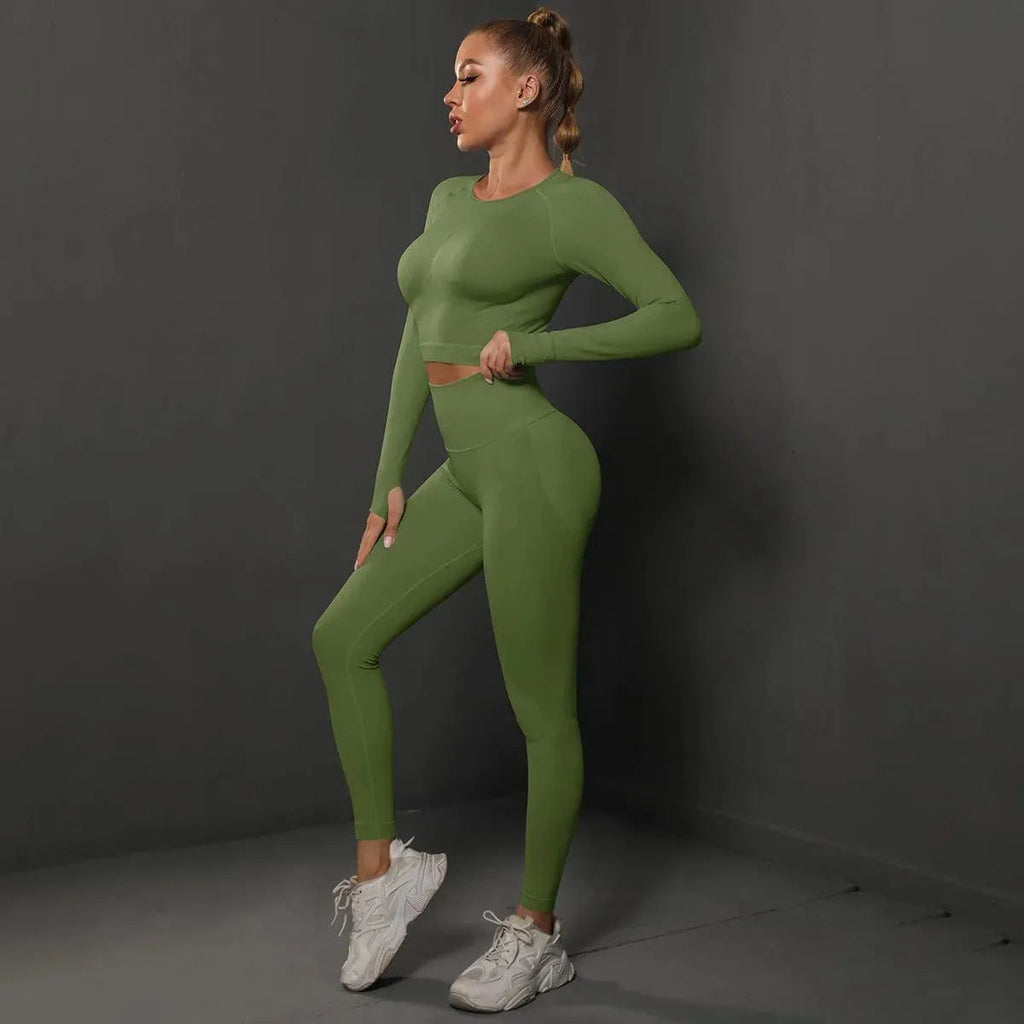 Valenzora | Complete with yoga pants and top