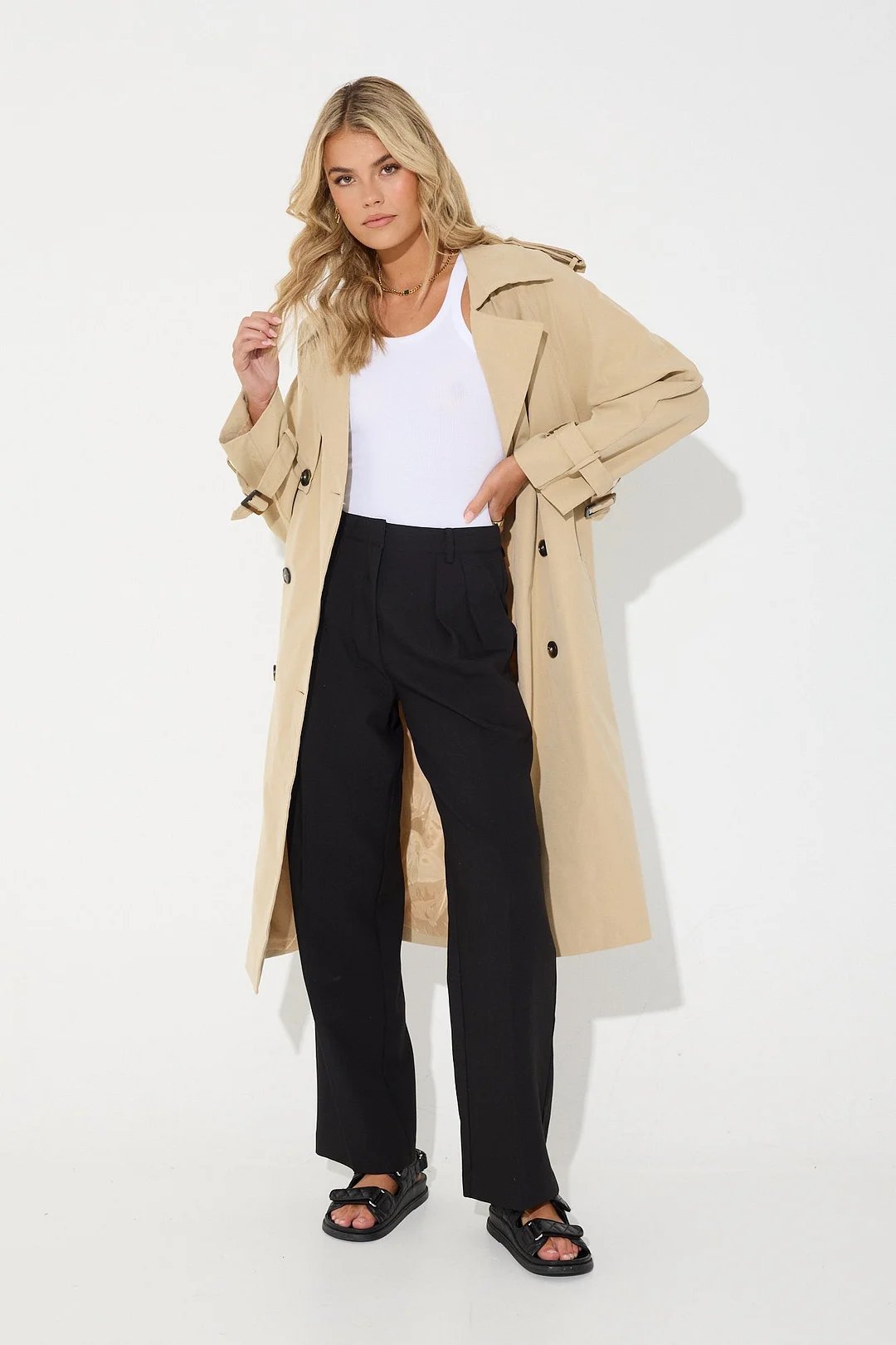 Valenzora | Lightweight windbreaker