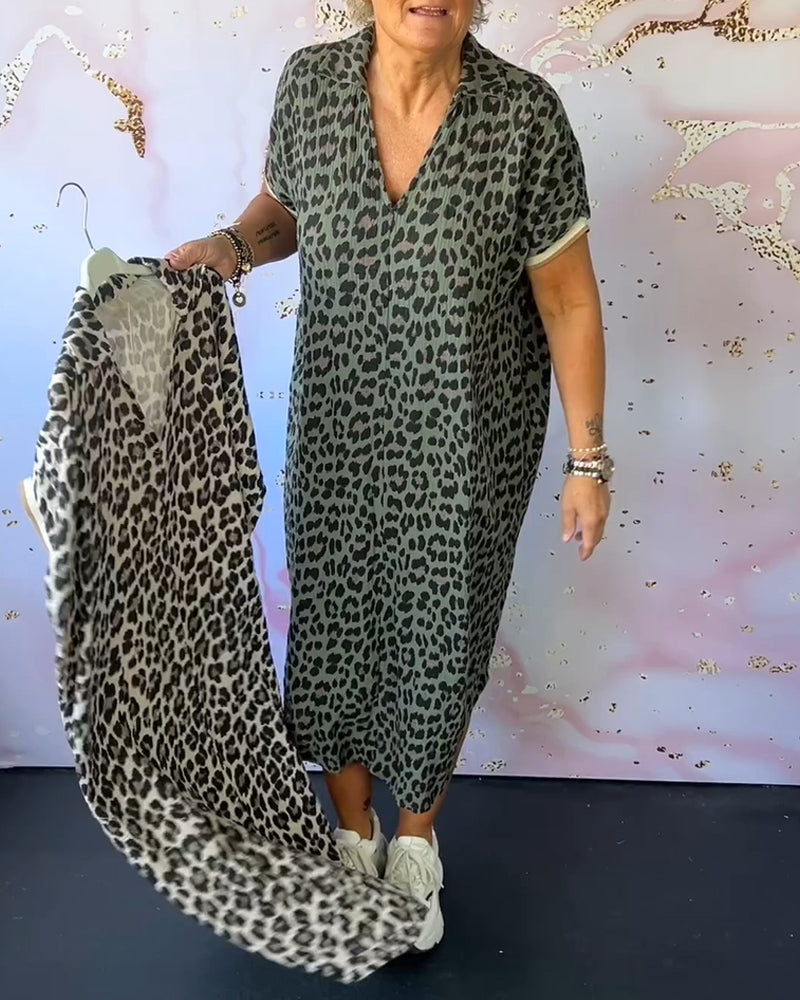 Valenzora | Short-sleeved dress with leopard print and V-neck
