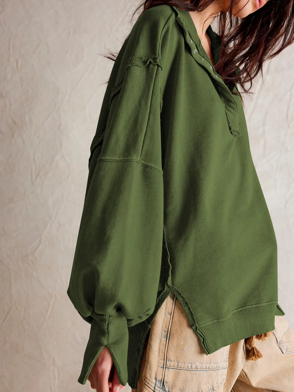 Valenzora - Casual sweatshirt with buttons and lamp sleeves