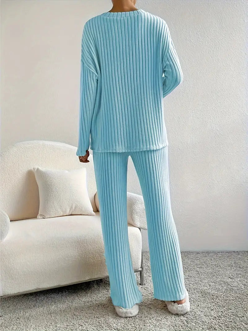 Valenzora 2-piece set | Elegant ribbed women's suit with V-neck sweater and matching trousers