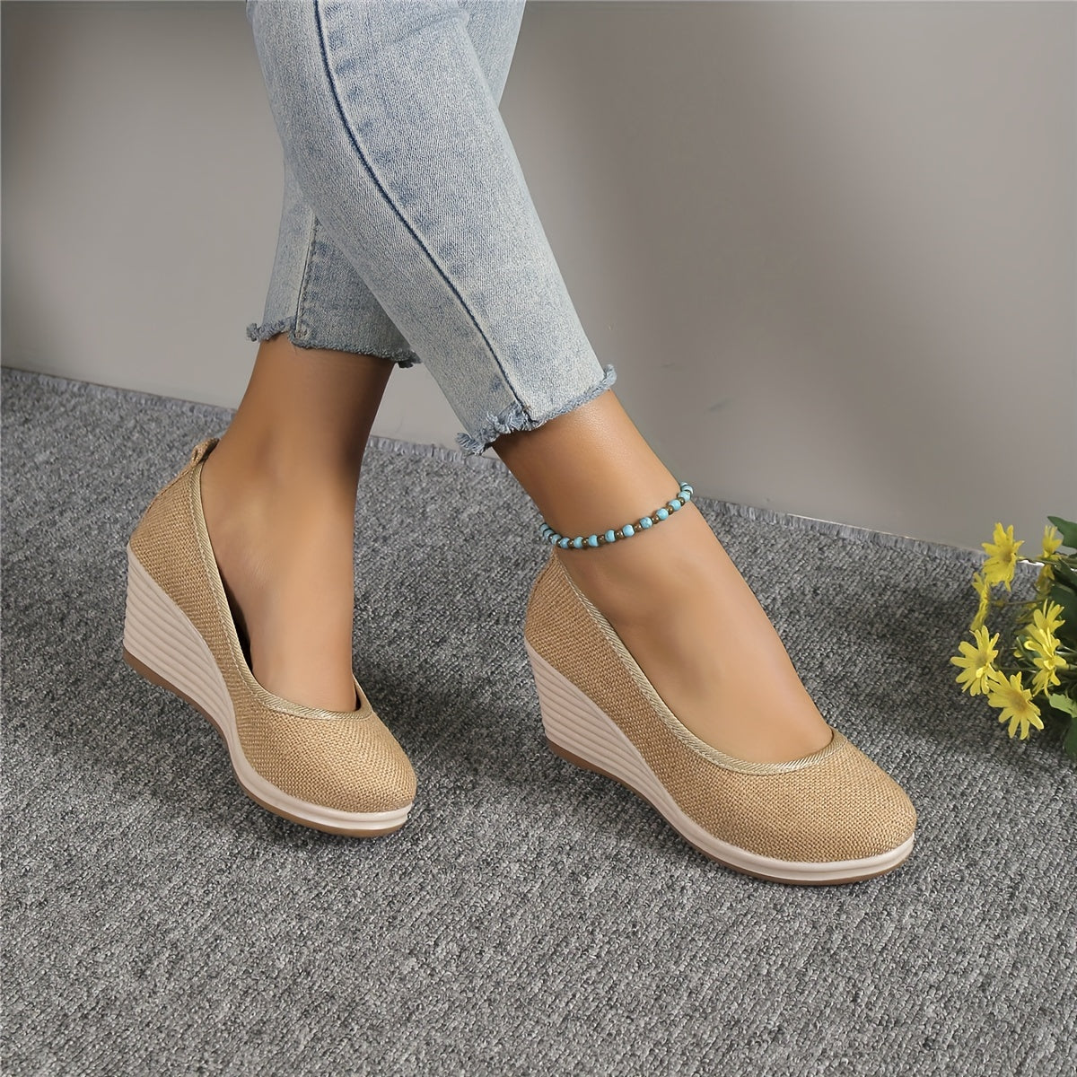 Valenzora | Breathable wedge heel slippers