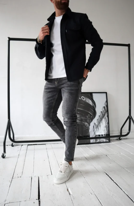 Shirt jacket with button closure