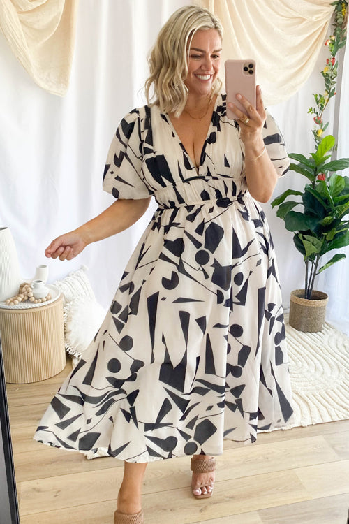 Valenzora | Real Love Print Puff Sleeve Maxi Dress