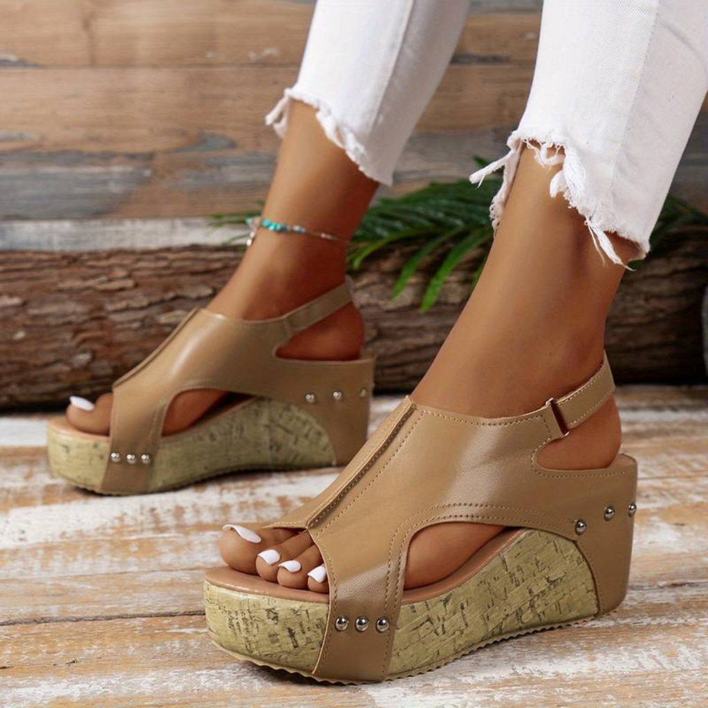 Wedge sandals | Chic summer-style sandals with comfort
