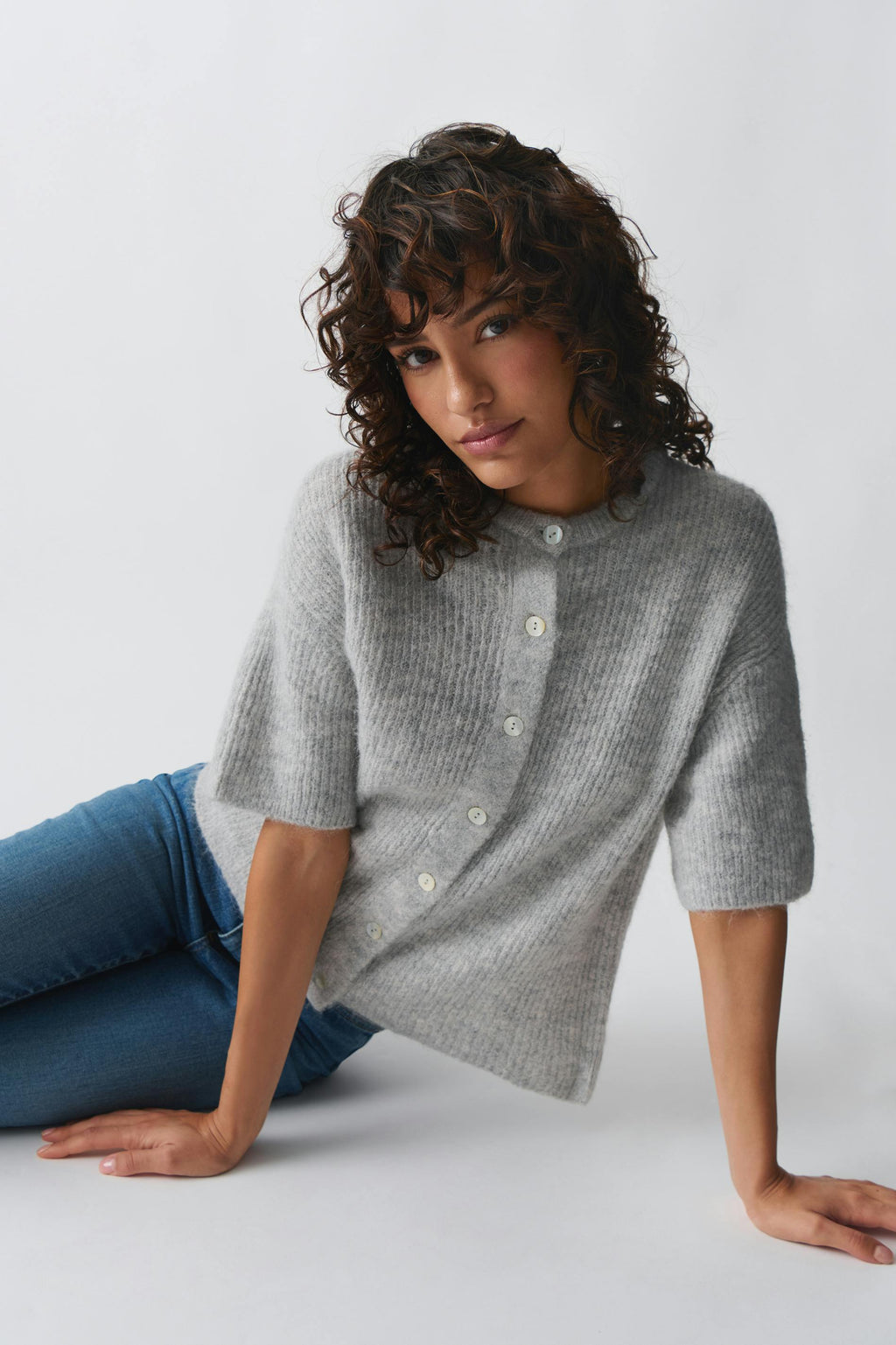 Solid-color short-sleeved women's sweater
