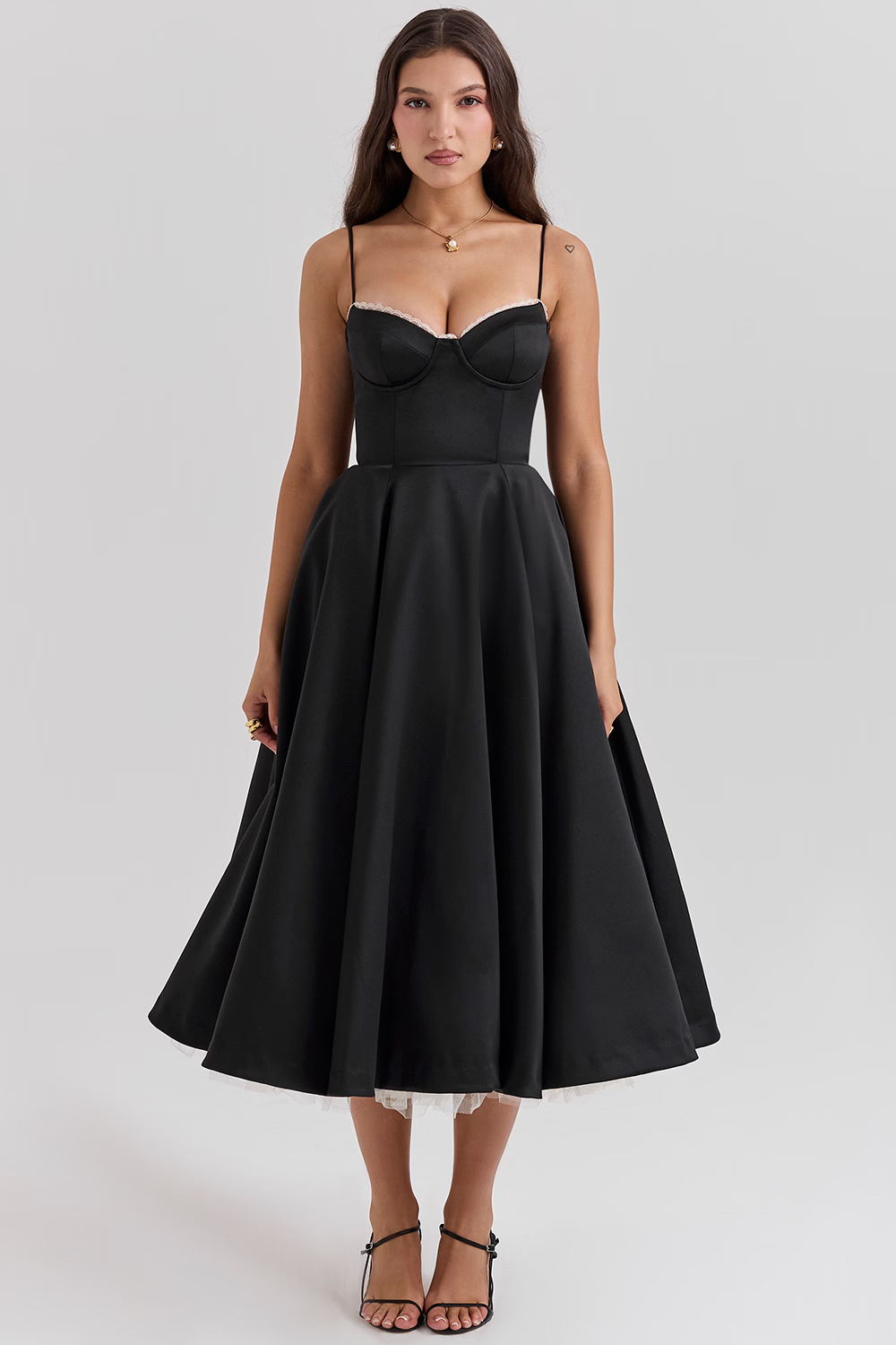 Valenzora | Elegantes, figurschmeichelndes Kleid
