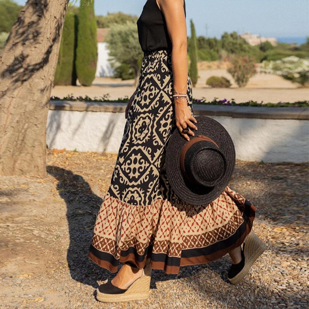 Skirt | Trendy geometric high-waisted skirt for casual wear