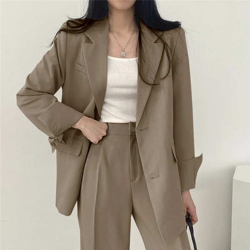 Valenzora | Long women's blazer with wide lapels and relaxed fit