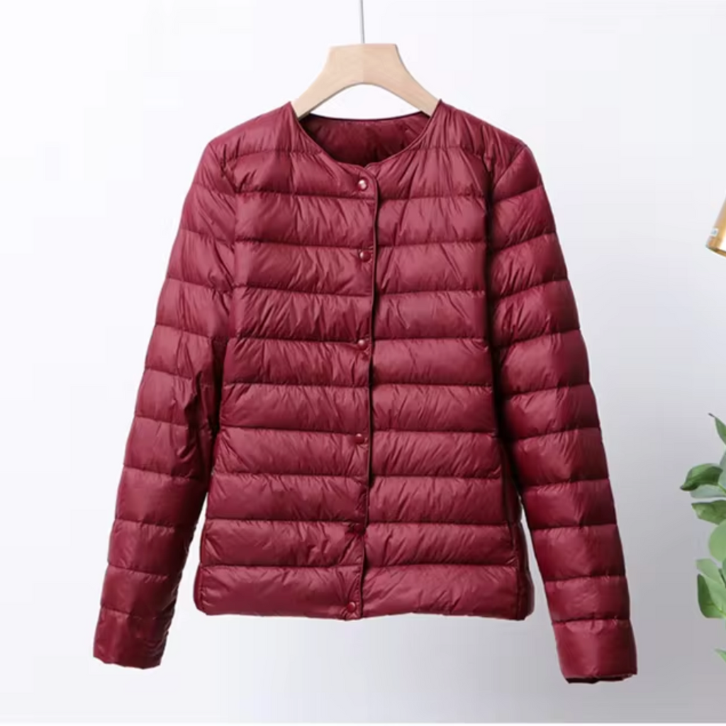 – Ultraleichte Daunenjacke