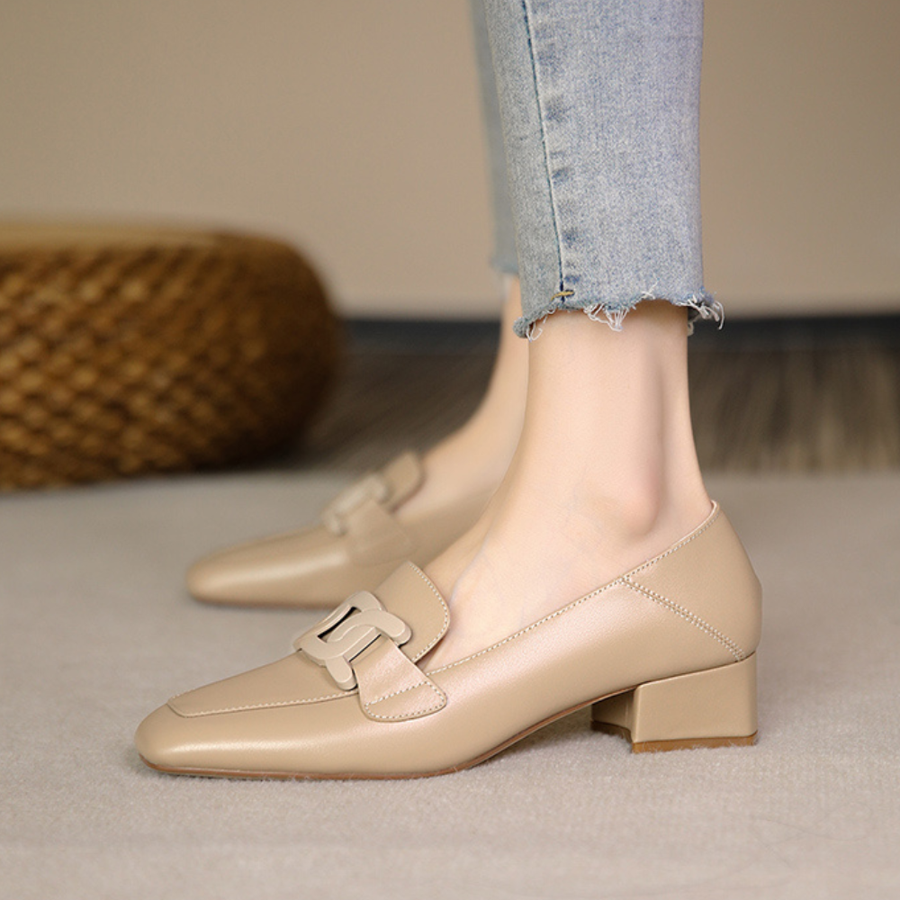 Valenzora | Comfortable shoes with a medium heel and arch support