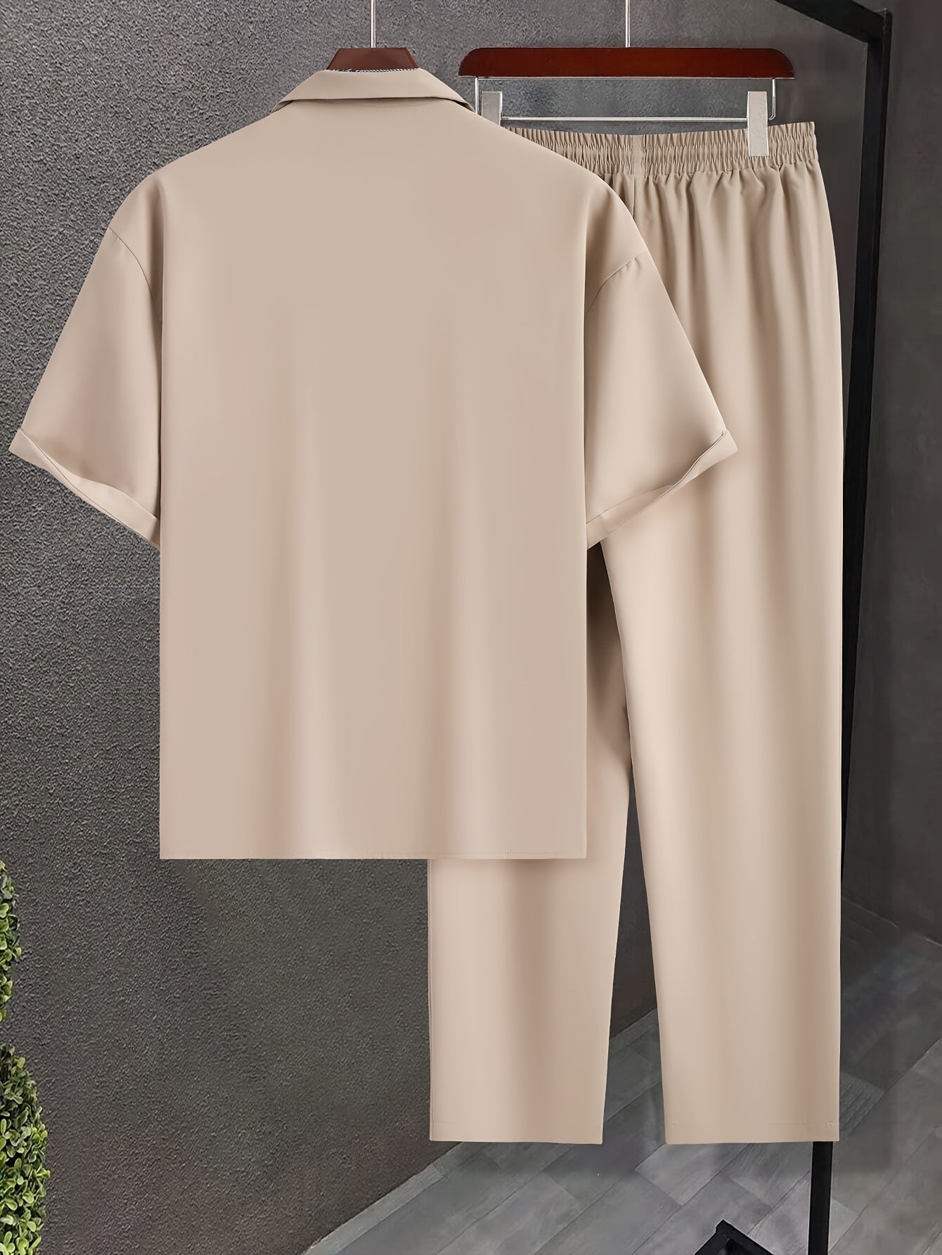 Valenzora | Summer outfit set in a single color