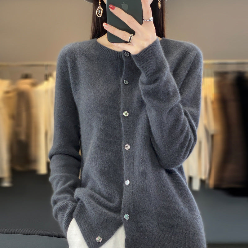 Valenzora | Loose-fitting women's cashmere cardigan with round neck made from high-quality vegan wool