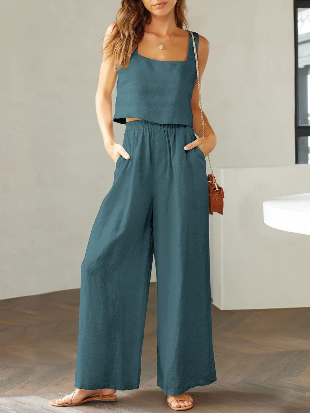 Valenzora | Wide Overall