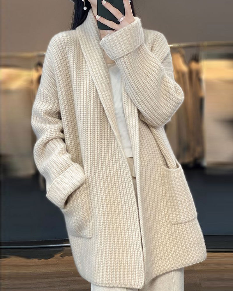 Cardigan with lapel pockets