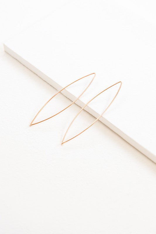 Valenzora | Arc Thread Earrings