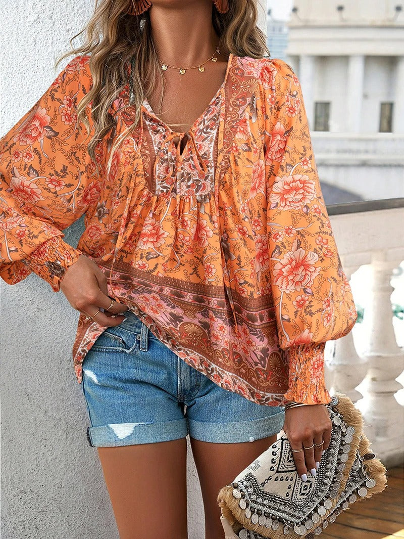 Valenzora | Casual printed long-sleeved shirt with V-neck for a fashionable look