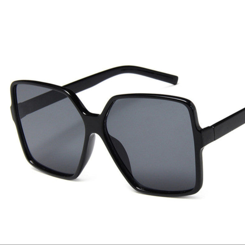 Valenzora | Large Gradient Sunglasses for Women