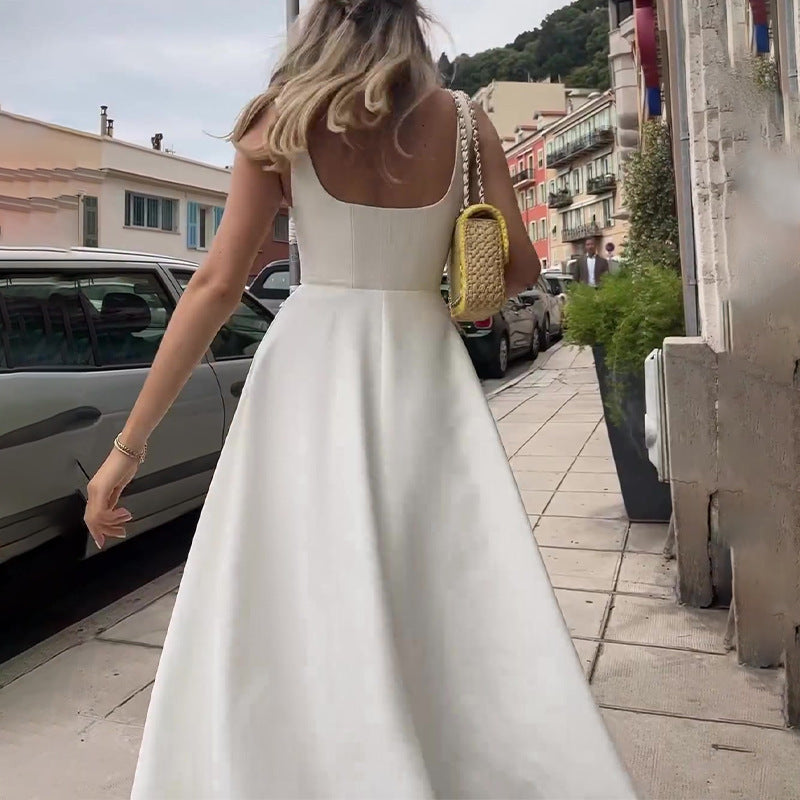 Valenzora | Strappy dress with square neckline