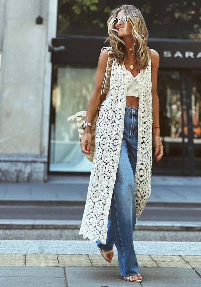 Valenzora | Ärmellose Vintage-Strickjacke mit Cut-Out-Spitze und V-Ausschnitt