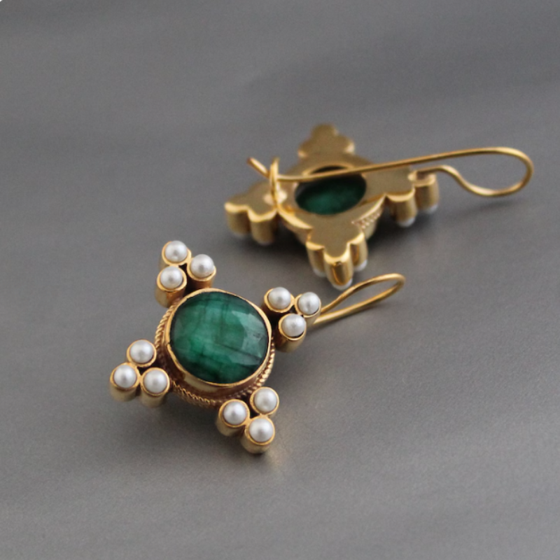 Valenzora | Pearl Vintage Drop Earrings Gold Plated