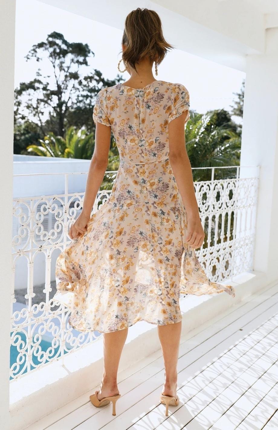 Valenzora | Midi-length dress, ideal for spring and everyday wear