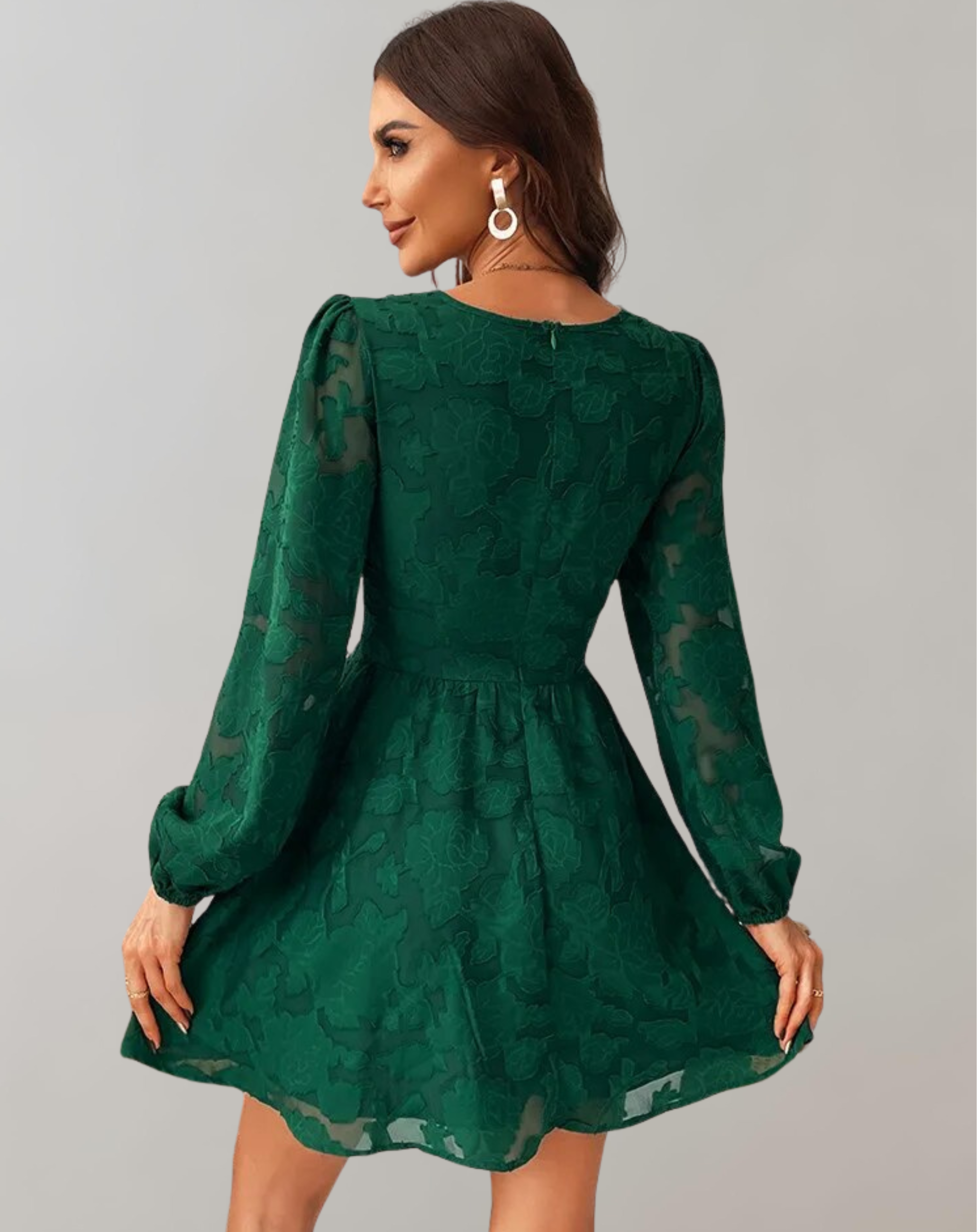 Valenzora | V-neck mini dress