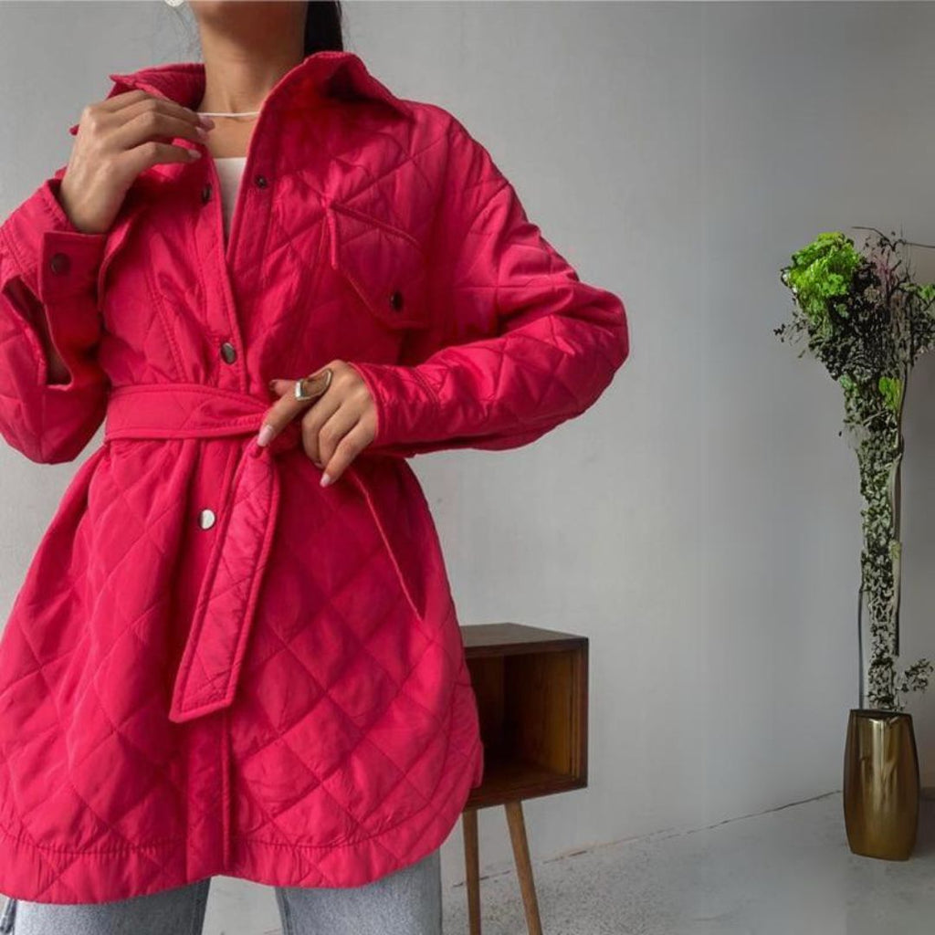 Steppjacke mit Druckknöpfen