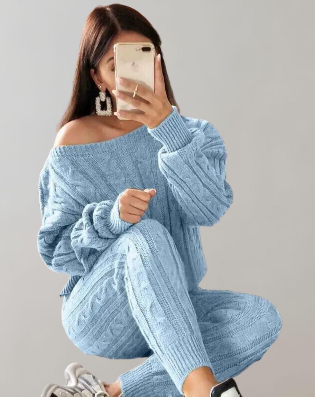 Valenzora – Gestricktes Schulter- und Hosenset