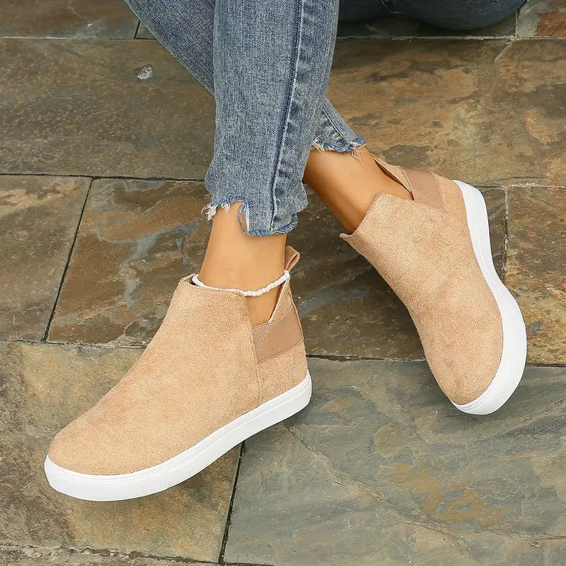 Sturdy women's shoes