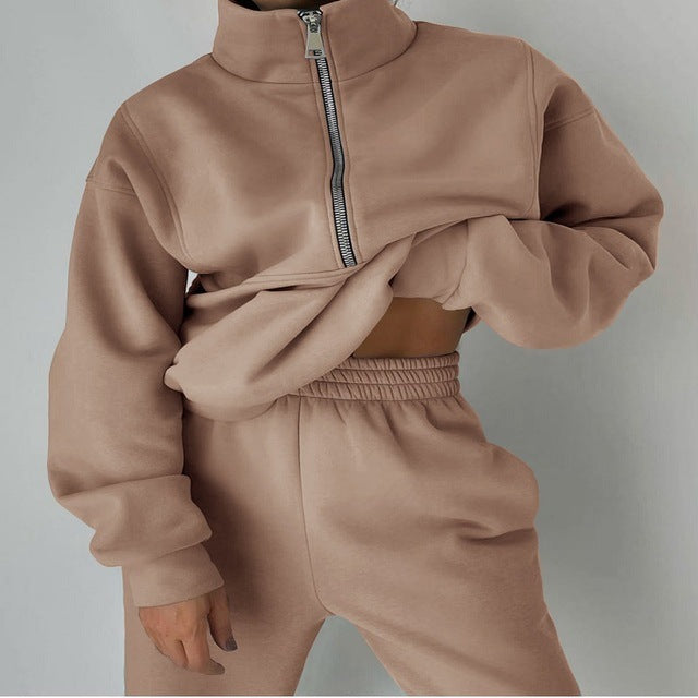 Valenzora | 3-piece sporty set - trendy women's sweatshirt jacket with jogging pants