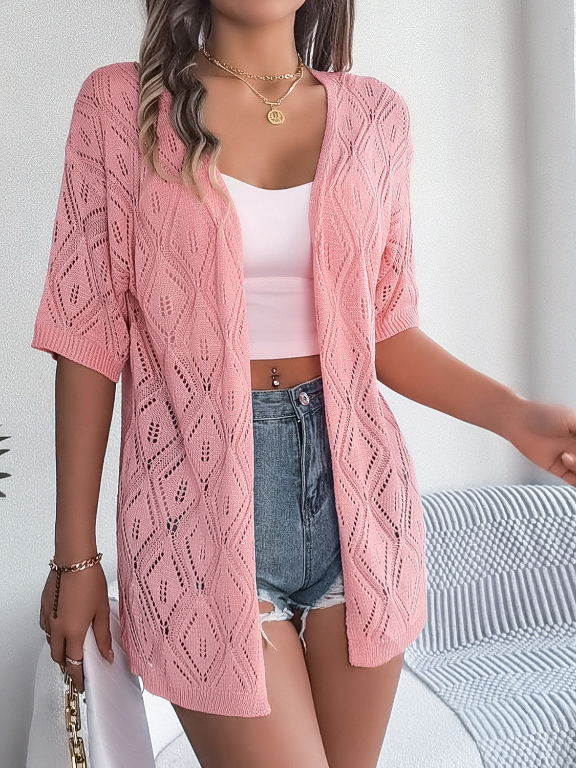 Valenzora | Offen geschnittene Strickjacke mit kurzen Ärmeln