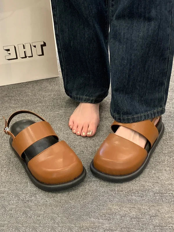 Sandalen mit geteilter Zehe