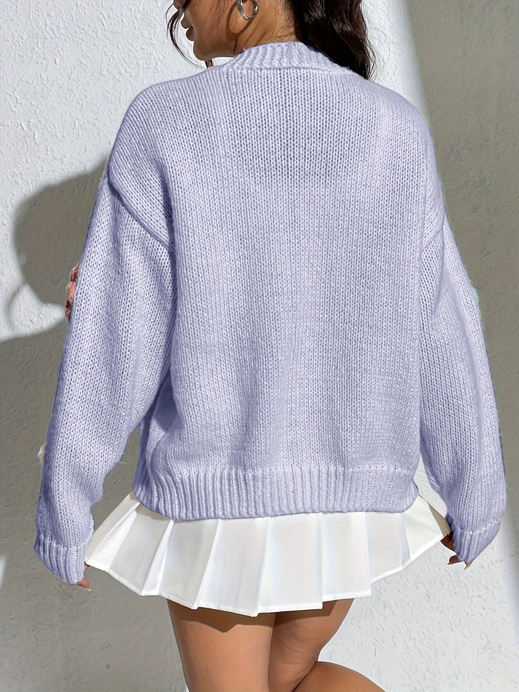 Valenzora | Stilvolle Strickjacke aus Wolle mit Blumenmuster
