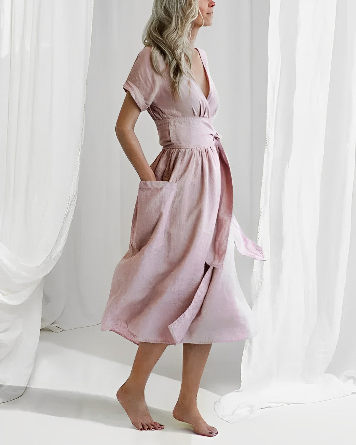 Valenzora - Knit dress with lacing and pockets