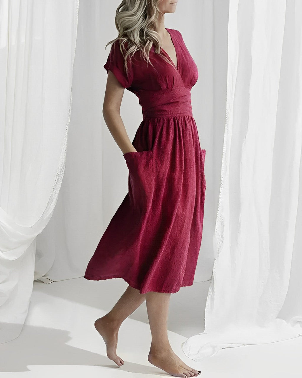 Valenzora - Knit dress with lacing and pockets