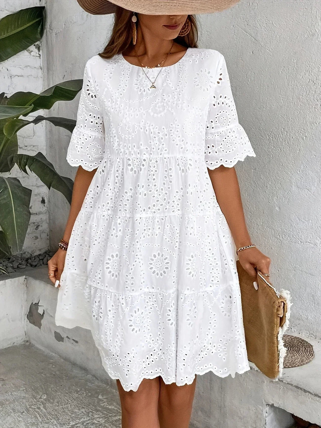 Valenzora | White lace dress for women, lightweight, embroidered and summery