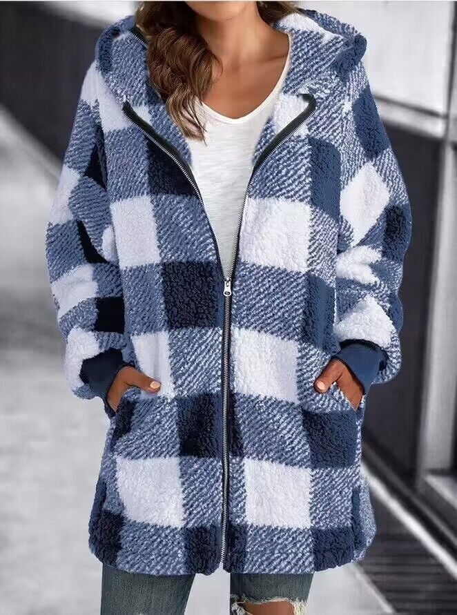 Casual plus-size hoodie for women