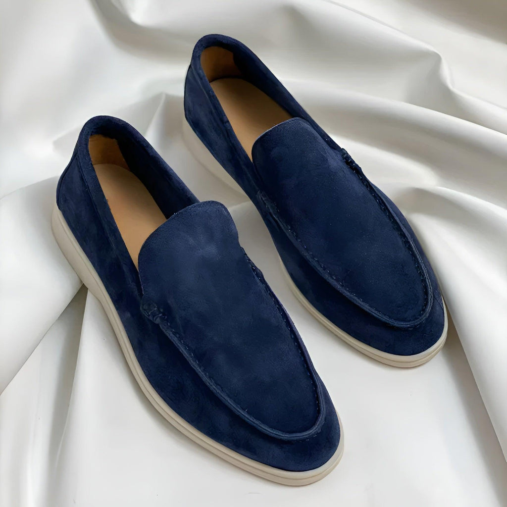 Valenzora | Stylish lounging chairs with comfortable soles