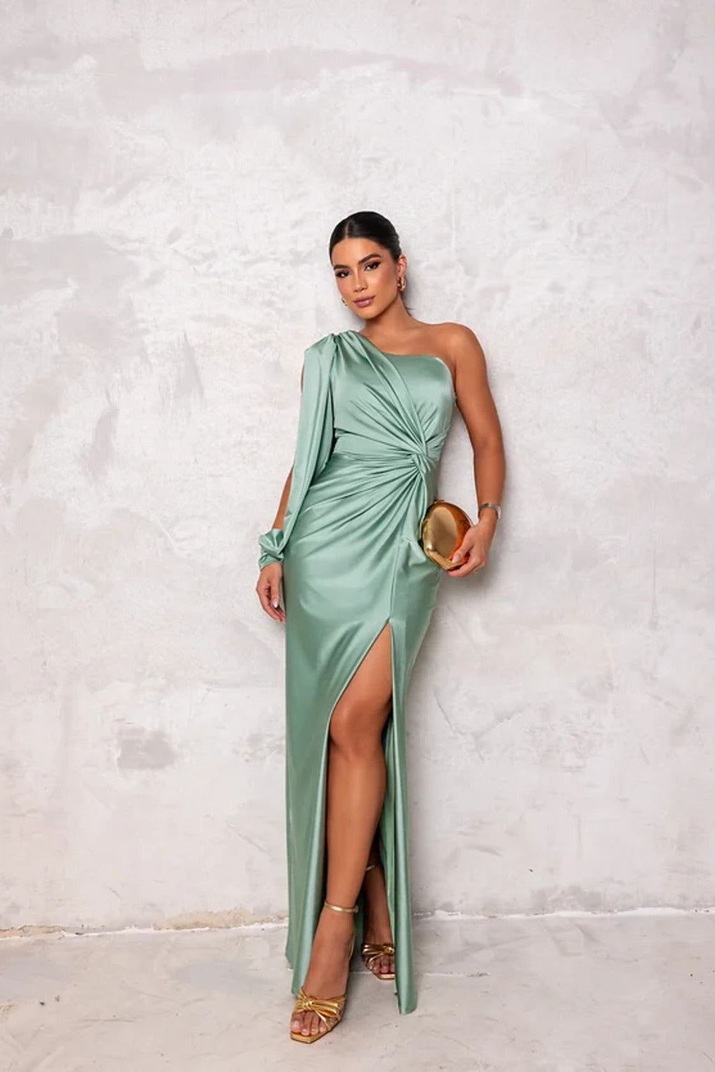 Valenzora | Elegant dress with finesse