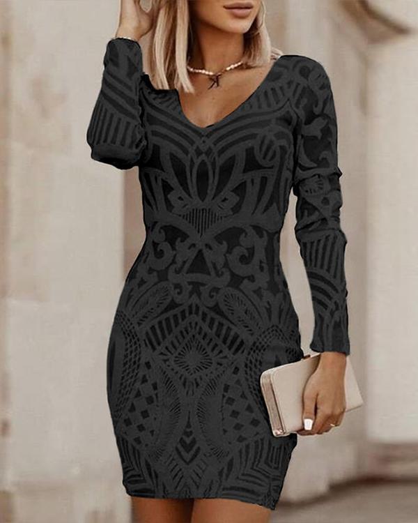 Valenzora | Bodycon dress with V-neck