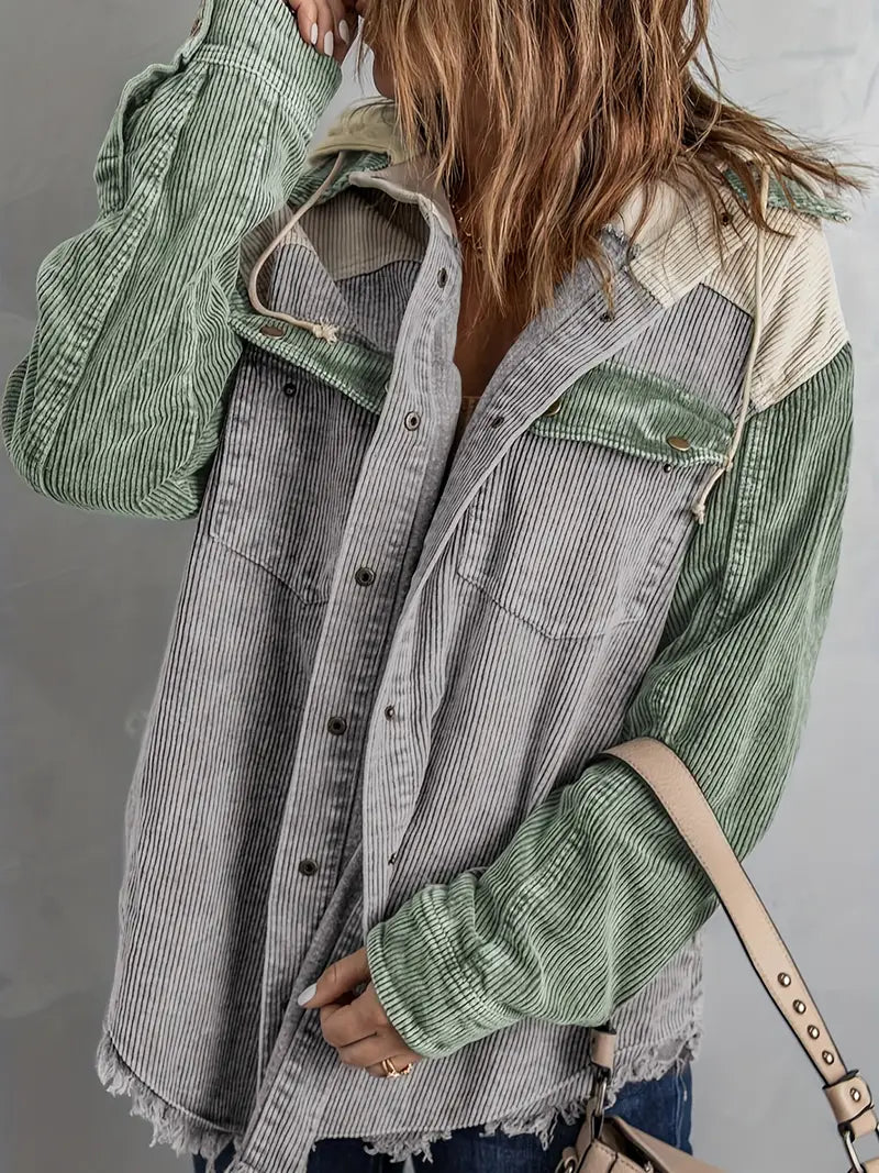 Effortless and trendy jacket