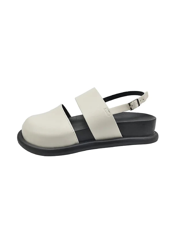 Sandalen mit geteilter Zehe