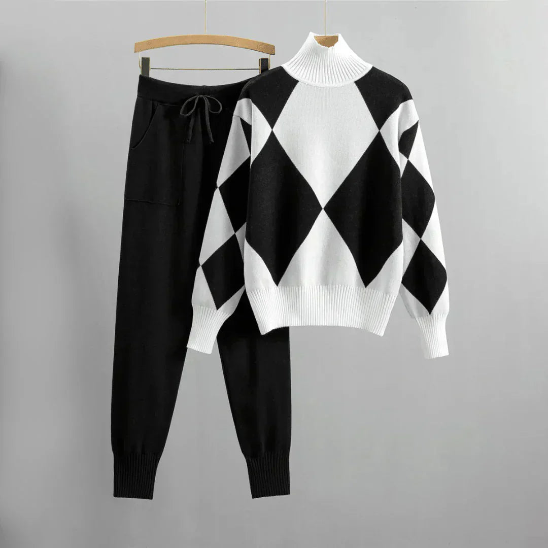 Valenzora | Elegant women's suit