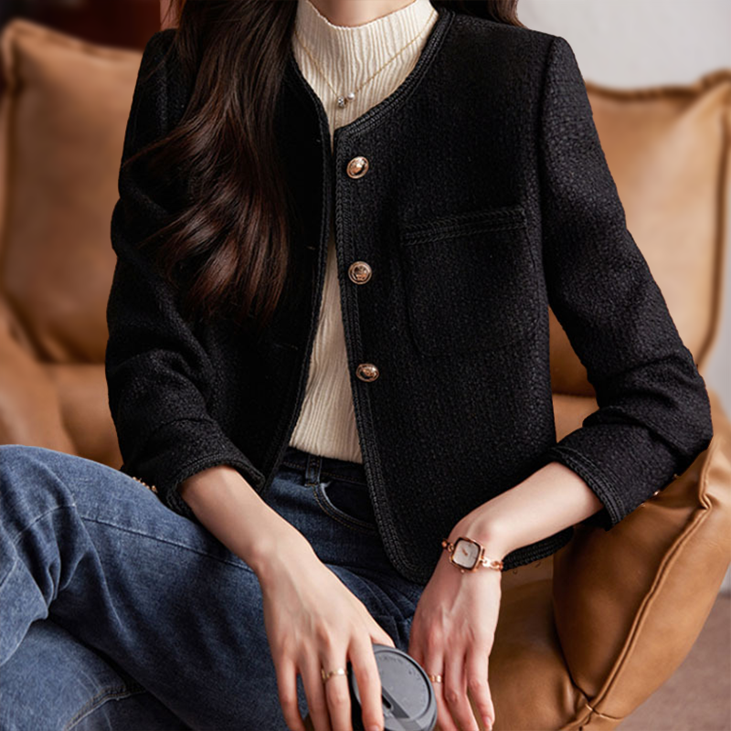 Valenzora | Short jacket in a modern style