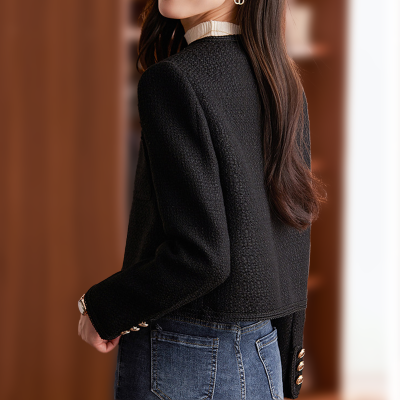 Valenzora | Short jacket in a modern style