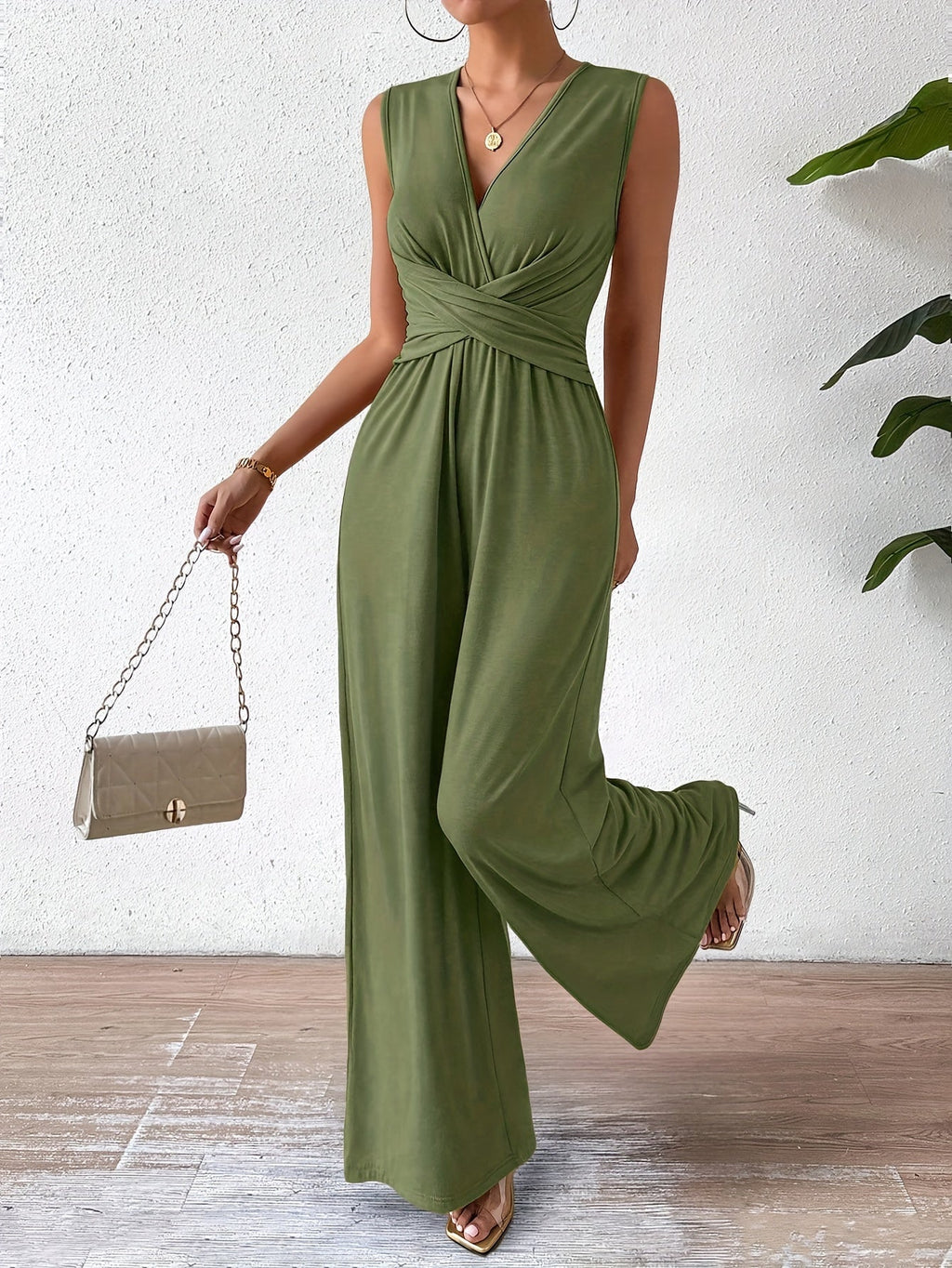 Valenzora | Eleganter ärmelloser Jumpsuit mit schmeichelhafter Passform