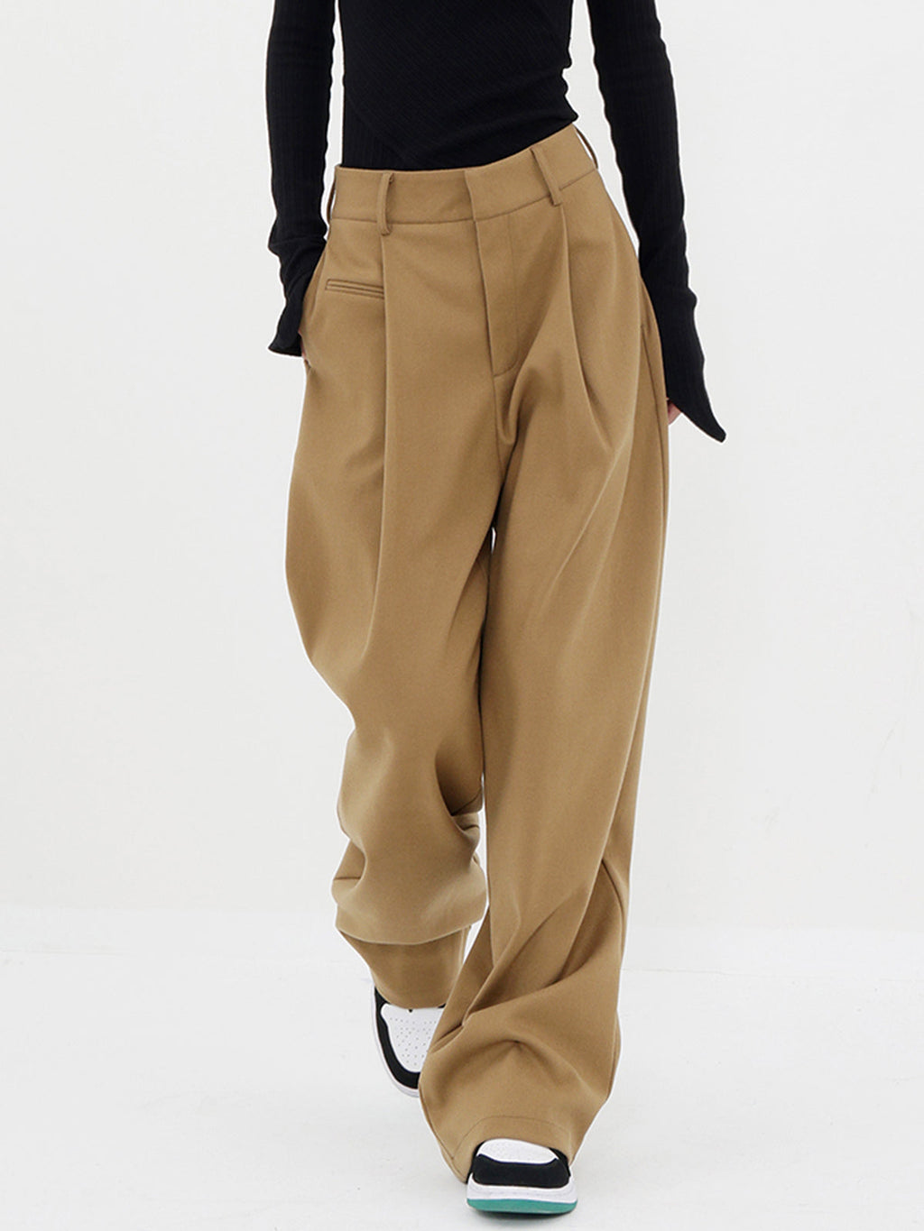 Valenzora | Basic Baggy Hose mit weitem Bein
